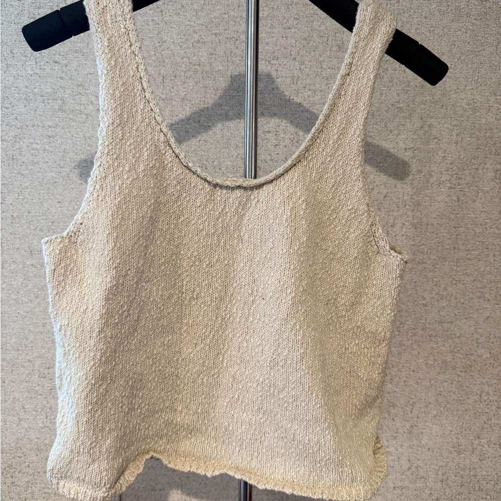 Old Navy Beige Button-Front Tank Top - Picture 5 of 5